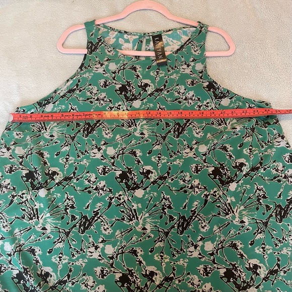 Kaliyanna sleeveless top size L - Picture 4 of 7